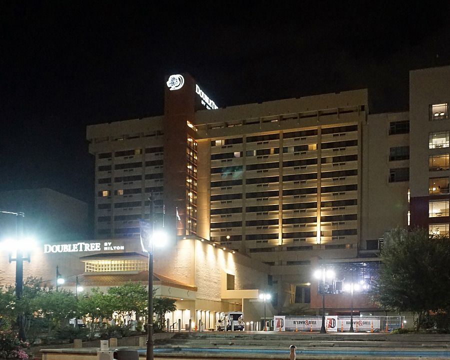 Doubletree Hotel Little Rock by Ryan Hildebrand