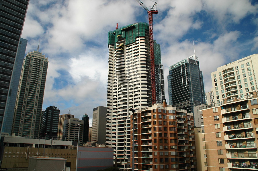 Meriton Tower by John Bek