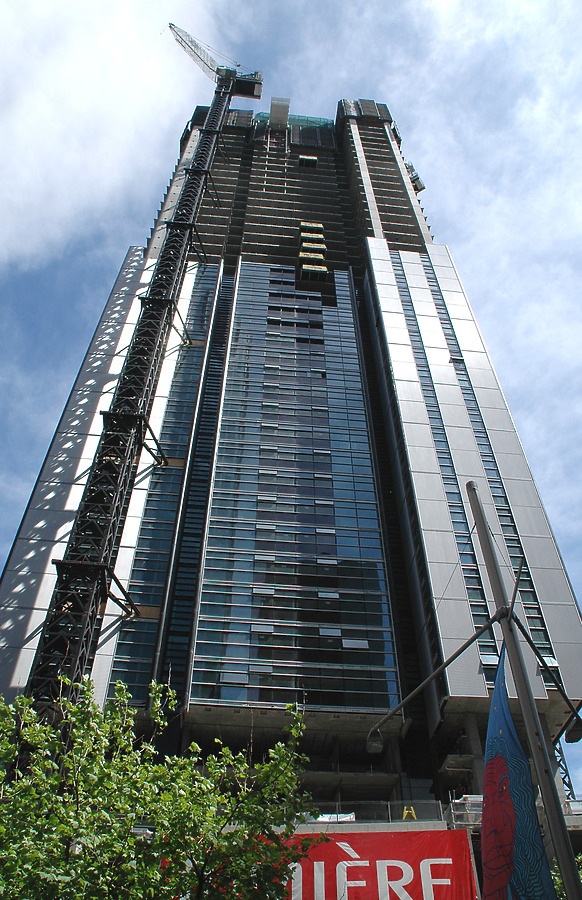 Lumière Residences by John Bek