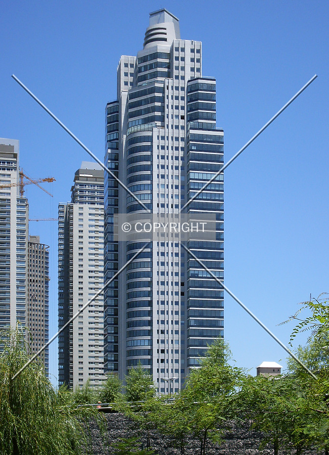Torre Renoir 1 by Maximiliano Buono
