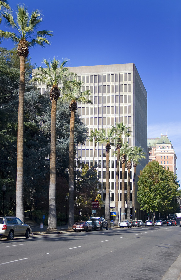 925 L Street by Jim Schwartz