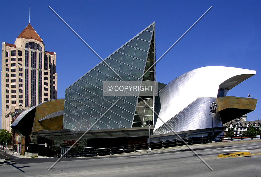 Taubman Museum of Art by Chris Patriarca