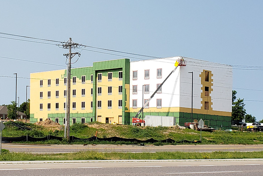 Holiday Inn Express & Suites St. Peters, an IHG Hotel by Ryan Hildebrand