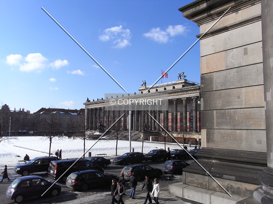 Altes Museum Berlin by Jörg Berkemeyer