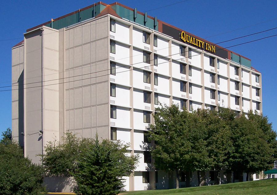 Best Western Plus The Charles Hotel by Ryan Hildebrand