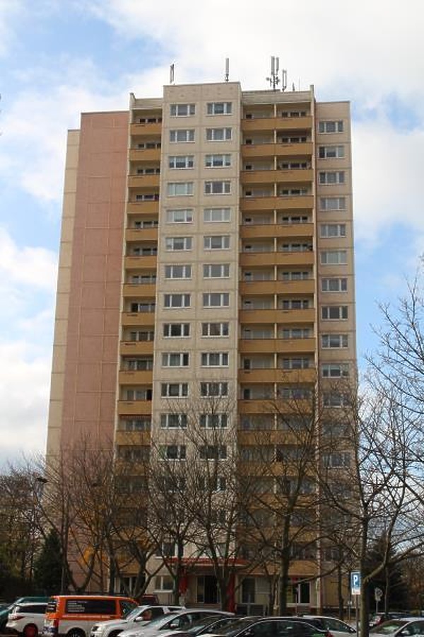 Budapester Straße 37 by Google