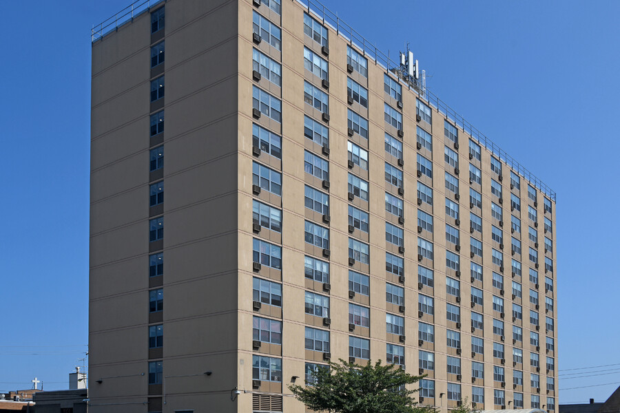 Lakeview Plaza
