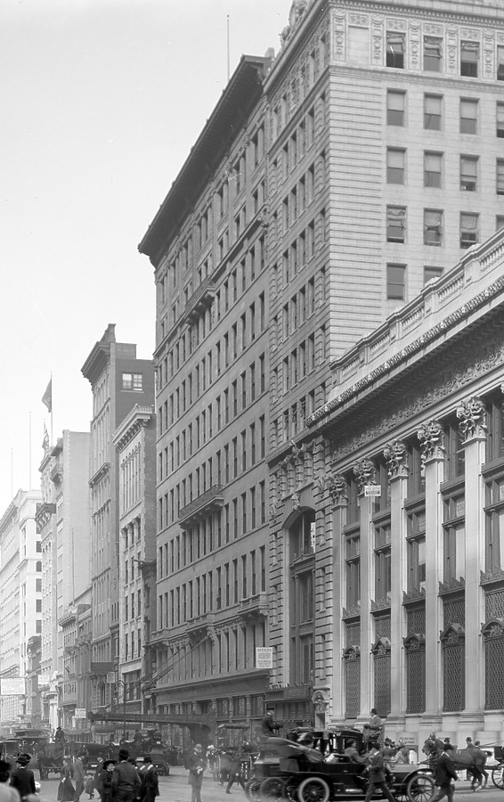 7 West 34th Street by Detroit Publishing Co.