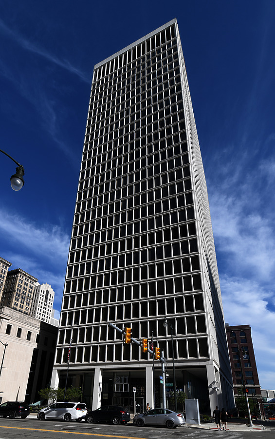 211 West Fort Street by John W. Cahill