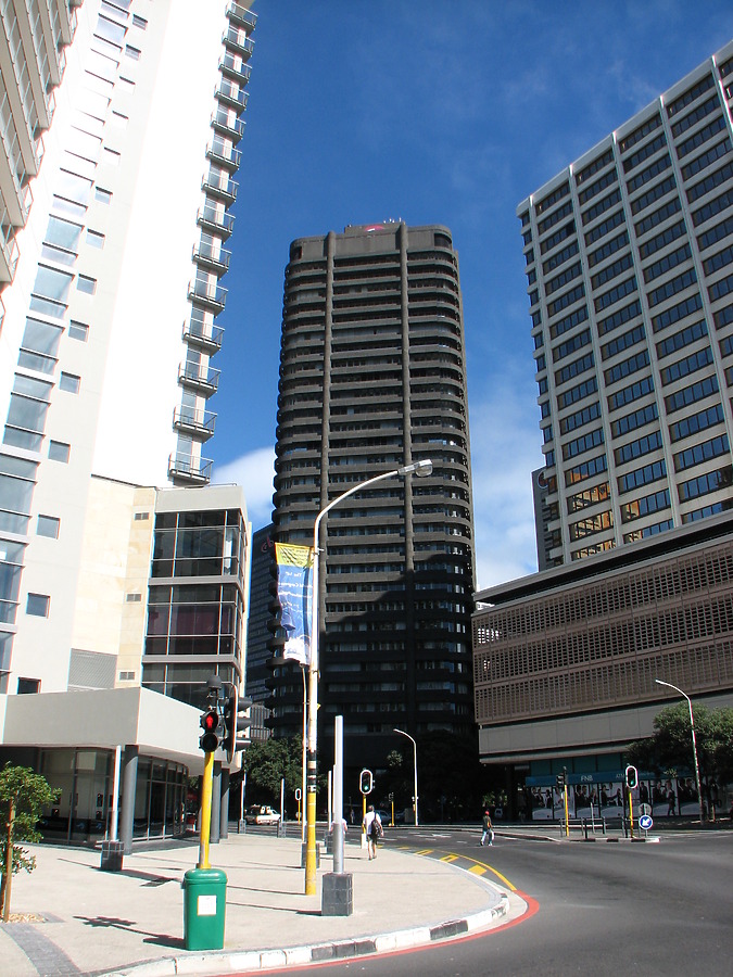 1 Thibault Square by Kjetil Balog