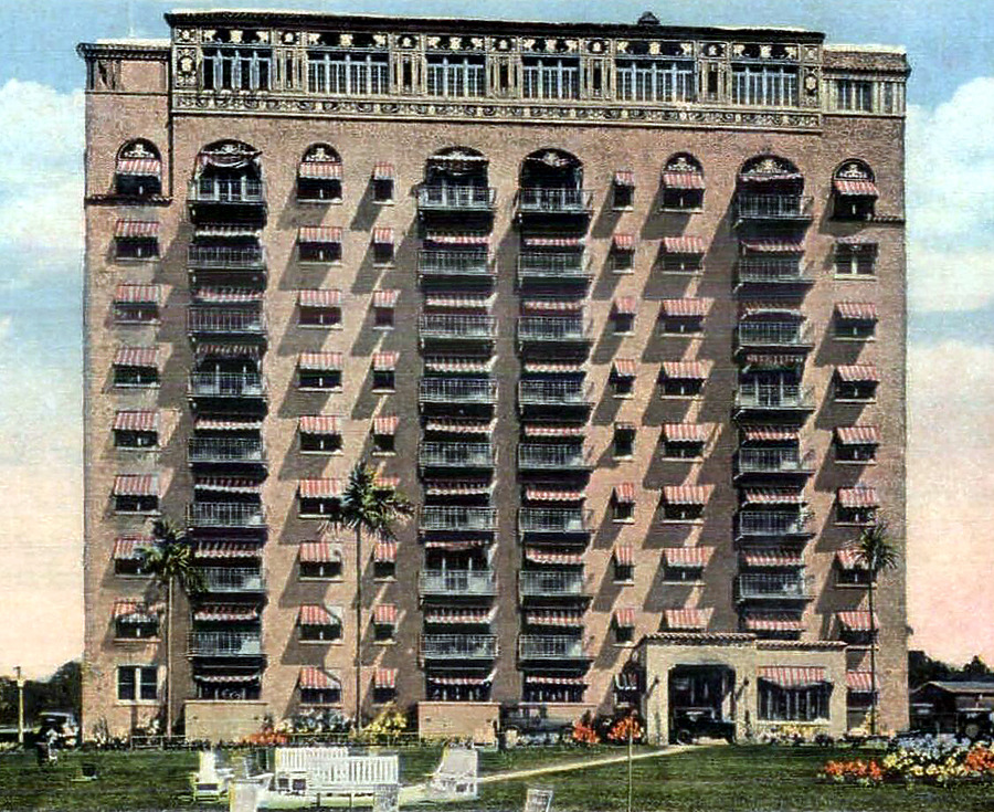 Bayshore Royal by Florida News Co.