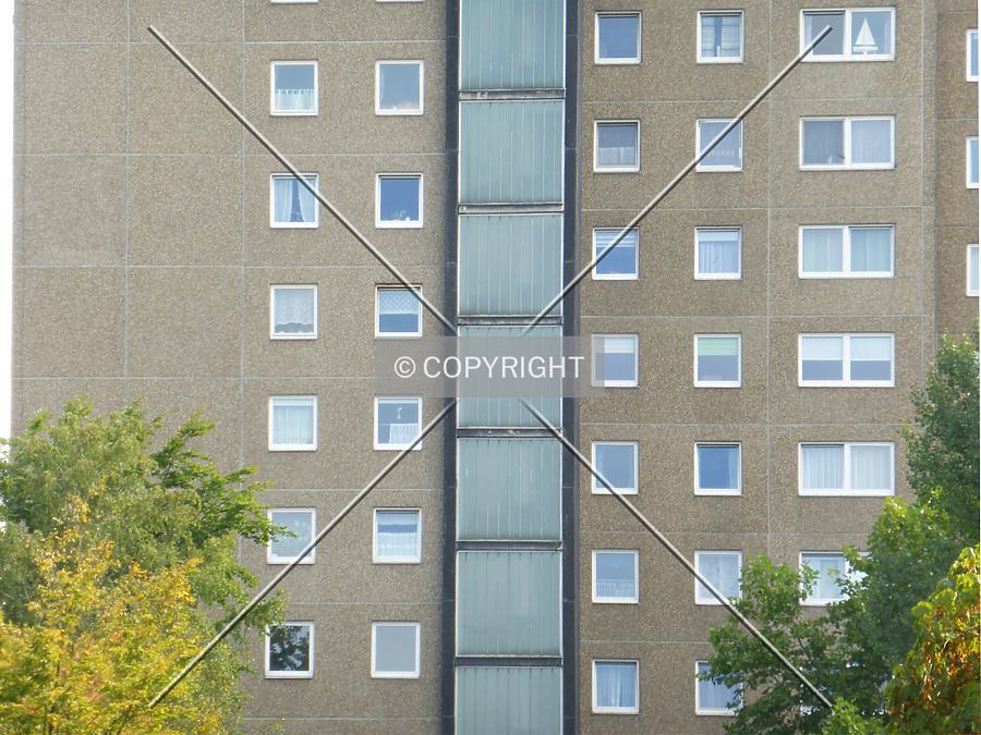 Rousseaustraße 6-12 by Nephilim