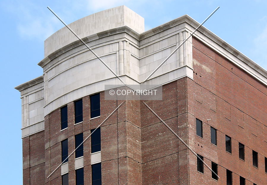 Shelby Biomedical Research Building by Chris Patriarca
