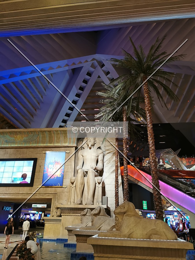 Luxor Pyramid by Nephilim