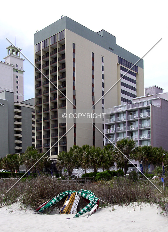 The Breakers Resort - Palms Building by Chris Patriarca