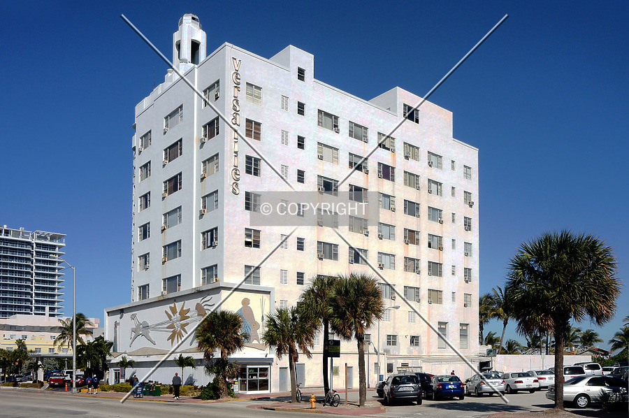 Versailles Hotel Condominium by Jorge Molina