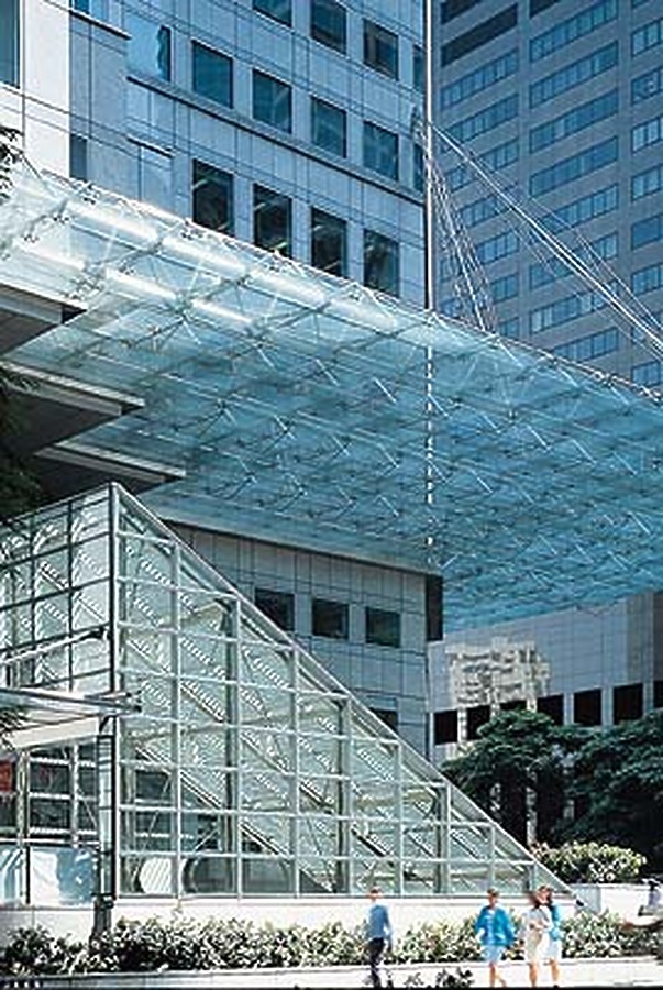 UOB Plaza One by Permasteelisa