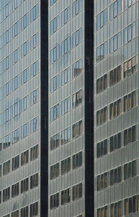 Edificio Satélite by David Guija