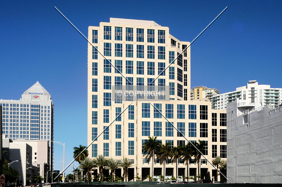 200 East Las Olas by Jorge Molina