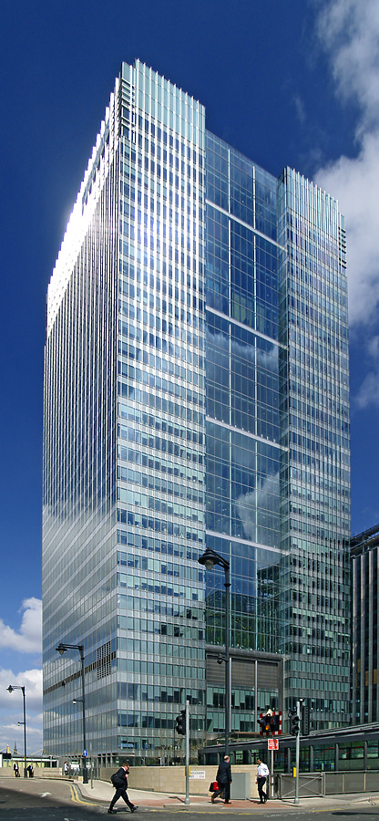 One Churchill Place by Cesar Serrano