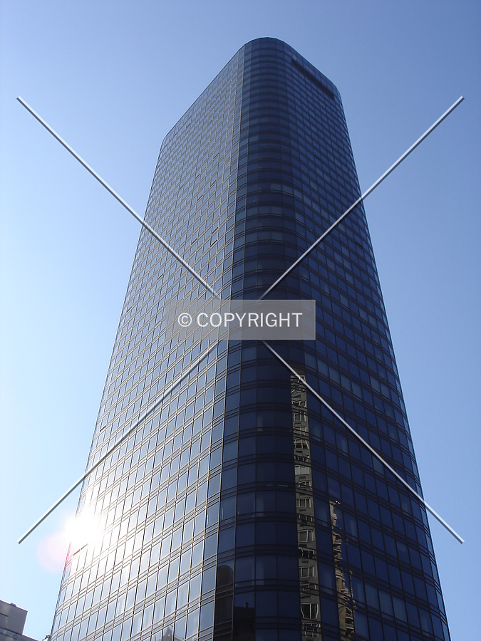Solow Tower Apartments by Royce Douglas