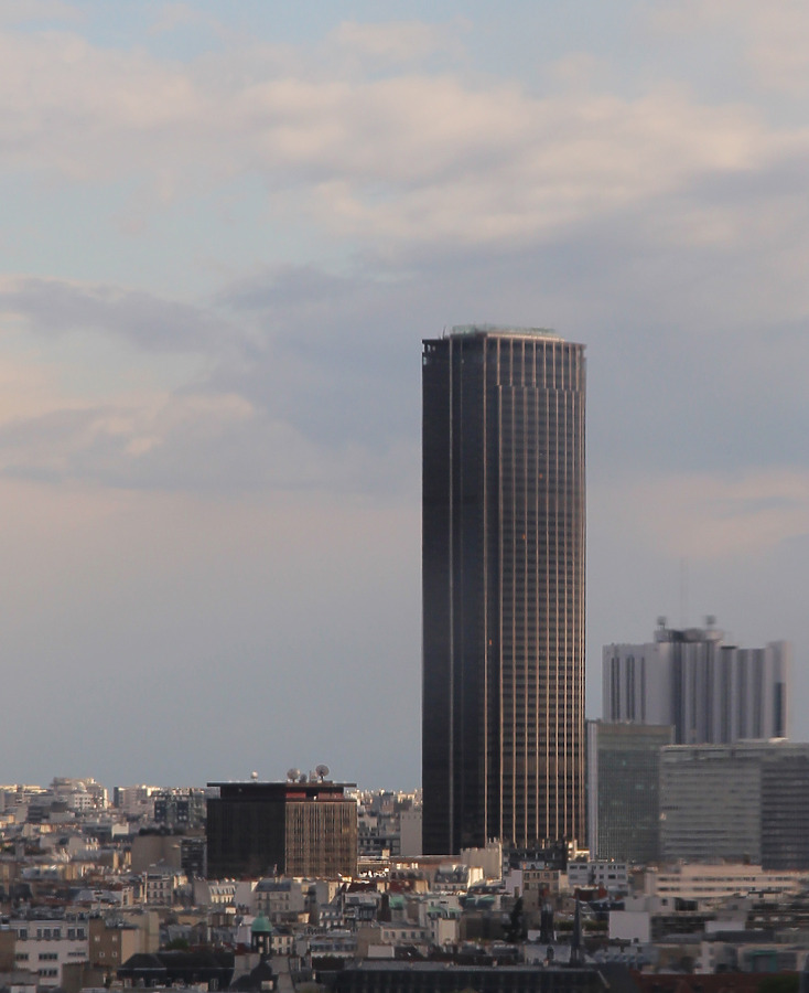 Tour Montparnasse by Kjetil Balog