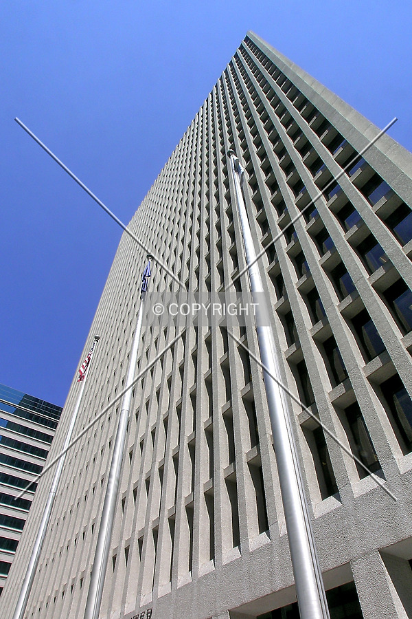 Standard Insurance Center by Serdica