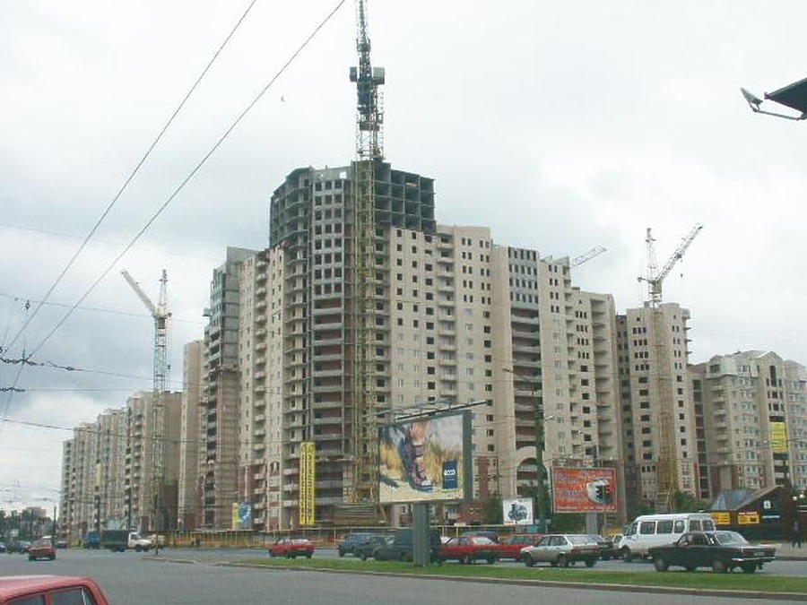 Bogatyrsky Prospekt 2 by Huopa