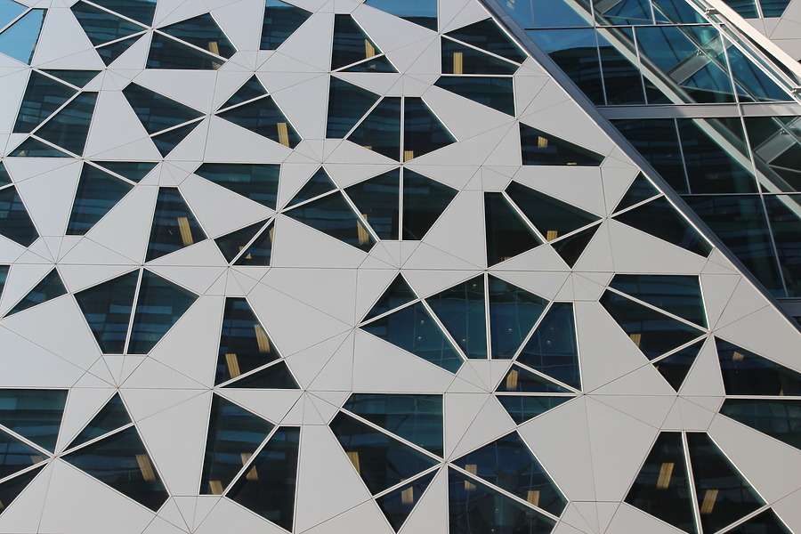 Deloitte-huset by Kjetil Balog
