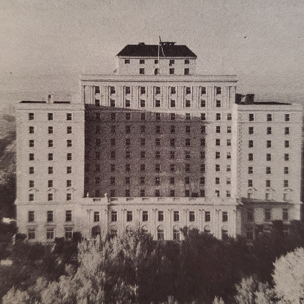 Hotel Saskatchewan Radisson Plaza by Doubleday & Company, Inc.