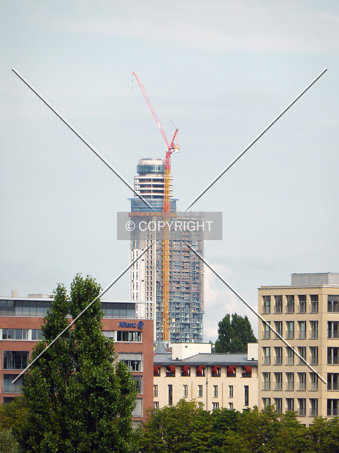 Henninger-Turm by Nephilim