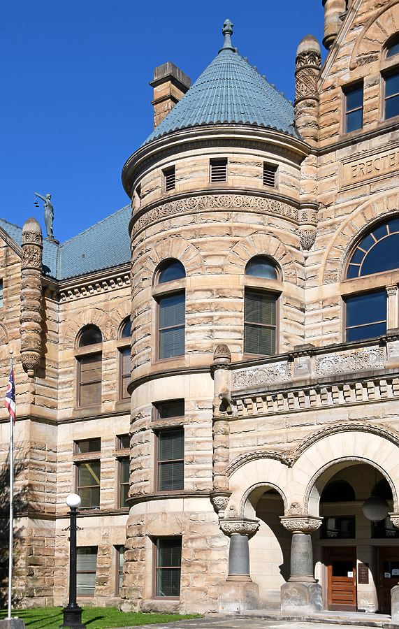 Trumbull County Courthouse by John W. Cahill