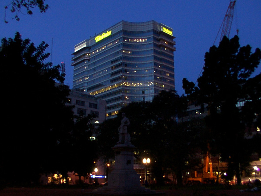Edificio Republica by Daniel Kieckhefer