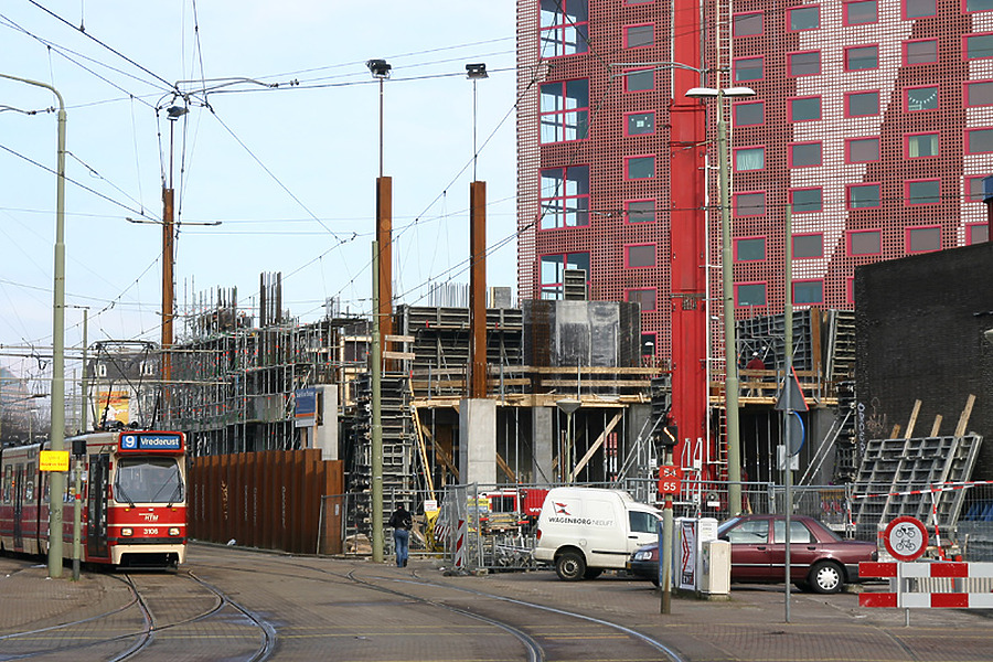 Het Strijkijzer by Michiel van Dijk