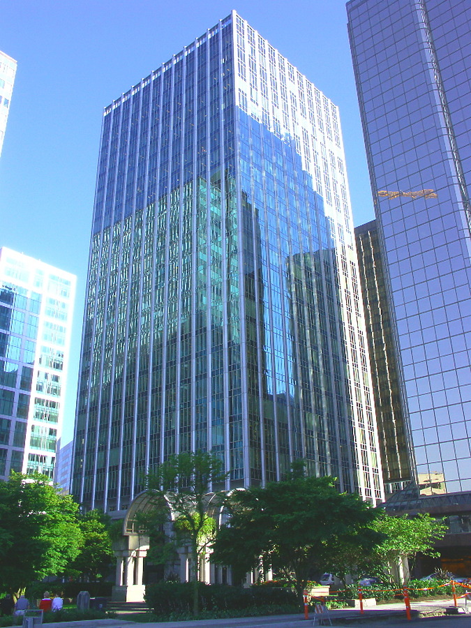 Oceanic Plaza by Garrett Stout