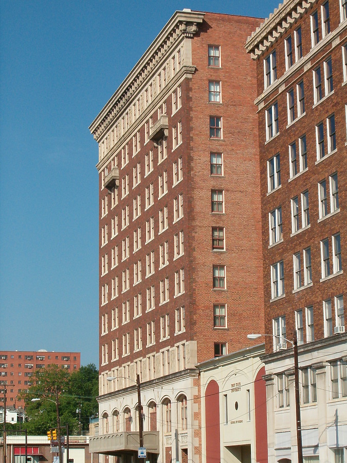 Jefferson Davis Apartments by Rodney Gunn