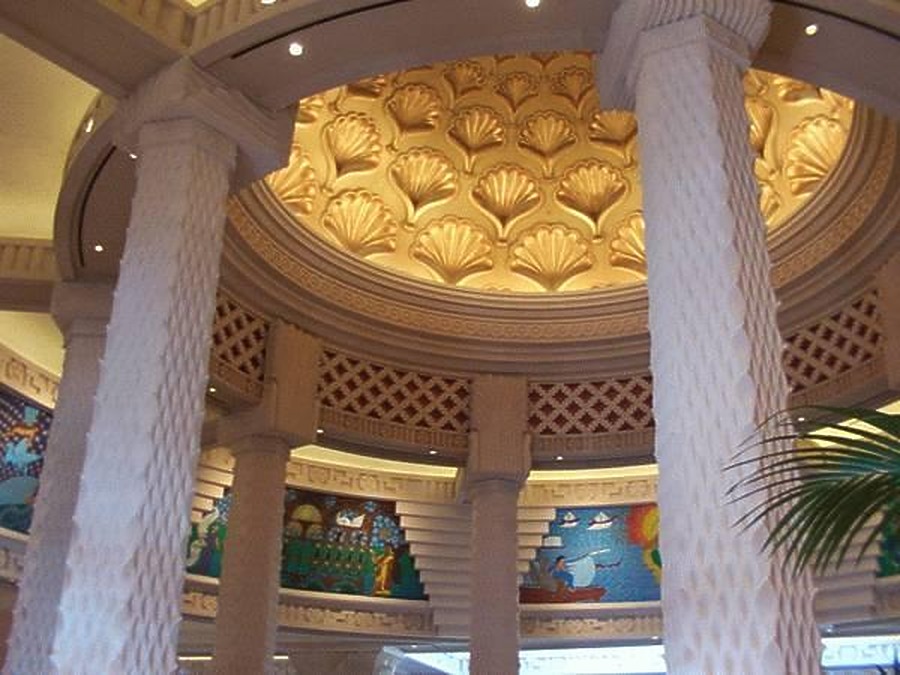 Atlantis Royal Tower East by Daniel Kieckhefer