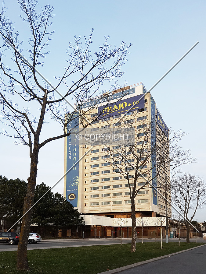 Airo Tower Hotel by Nephilim