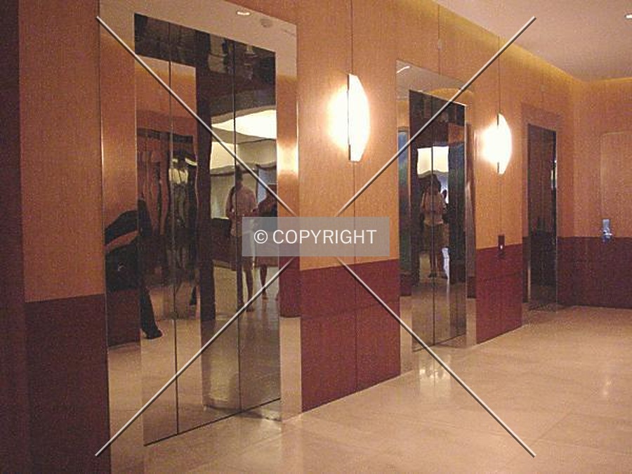 Swissôtel The Stamford by Nephilim