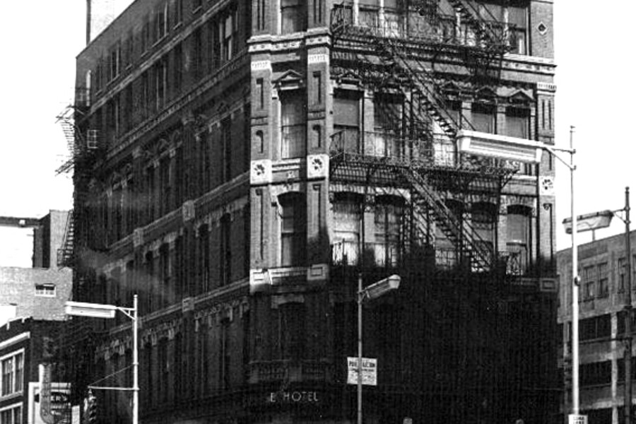 Melrose Hotel