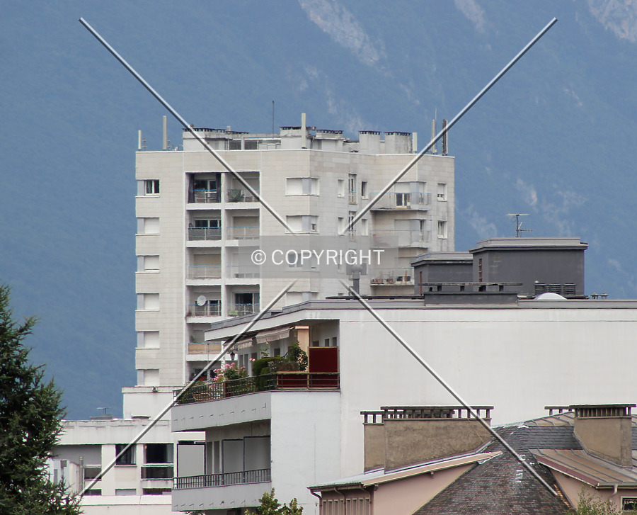 Tour Gambetta by Florian Barbier