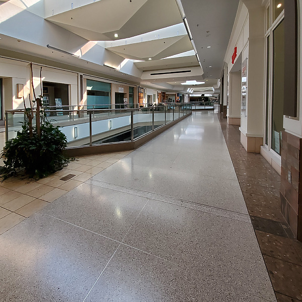 Chesterfield Mall by Ryan Hildebrand
