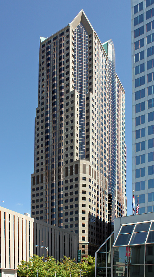 One Metropolitan Square by Ryan Hildebrand