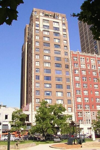 780-883-389