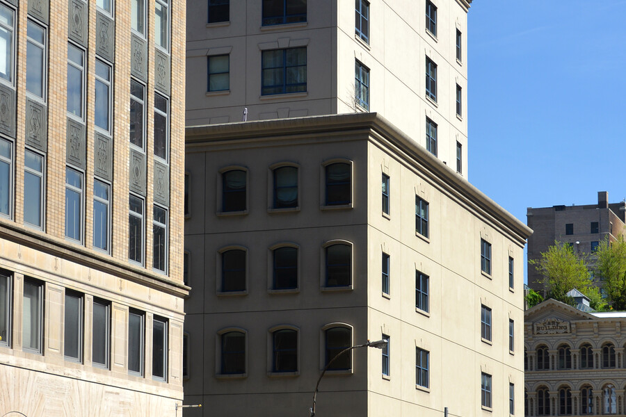 38 Warren Street