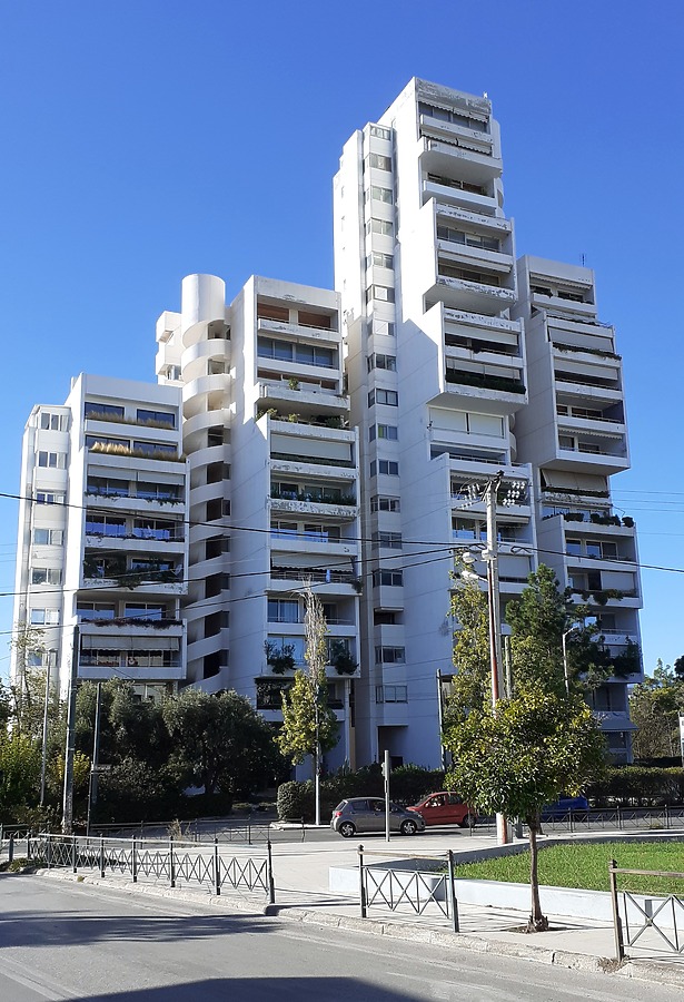 Dhifros Apartment Complex by Gregory Maloukos