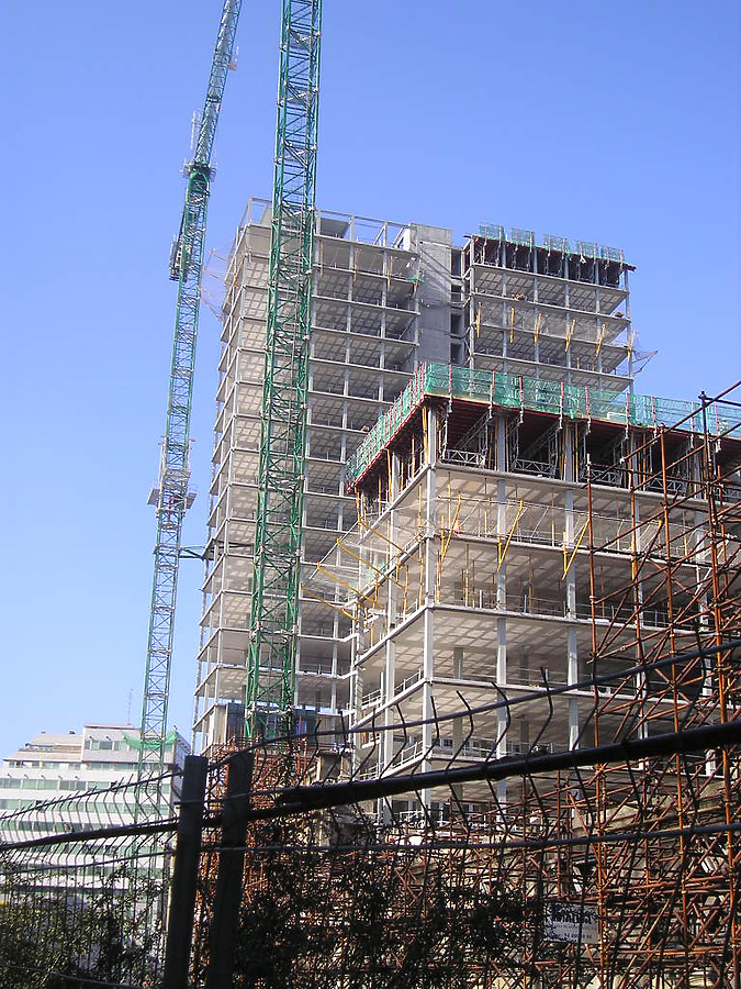 Isozaki Atea I by Mikel Allende