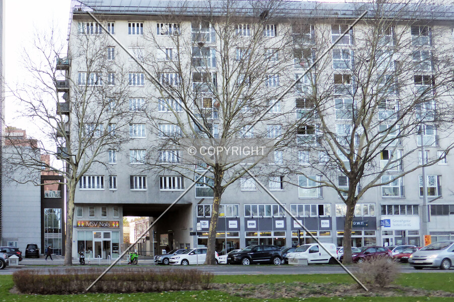 Wagramer Straße 23-25