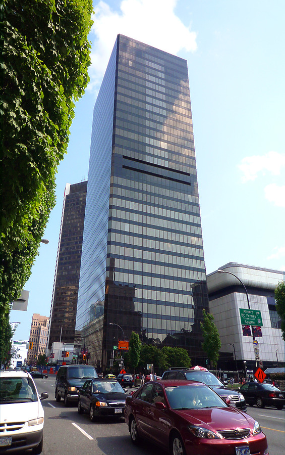Toronto Dominion Tower by Wilson Ling