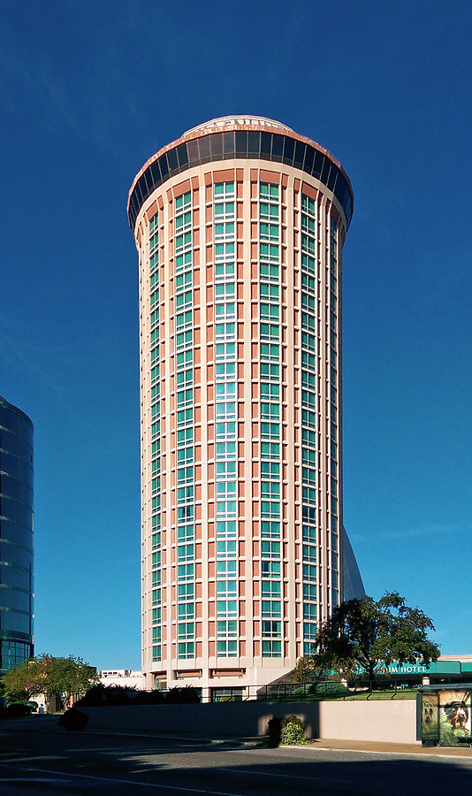 Millennium Hotel Saint Louis Tower I by Ryan Hildebrand